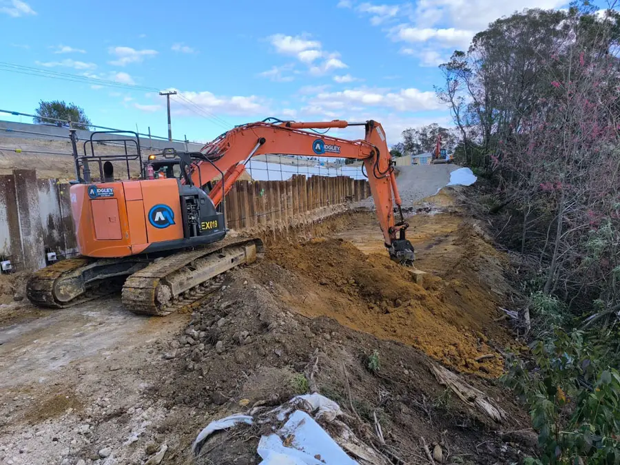 Bulk earthworks at Retaining Wall